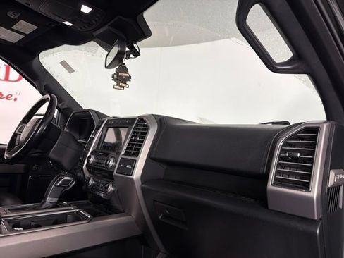 Used 2018 Ford F150 Platinum w/ Equipment Group 701A Luxury AWD/4WD image 17