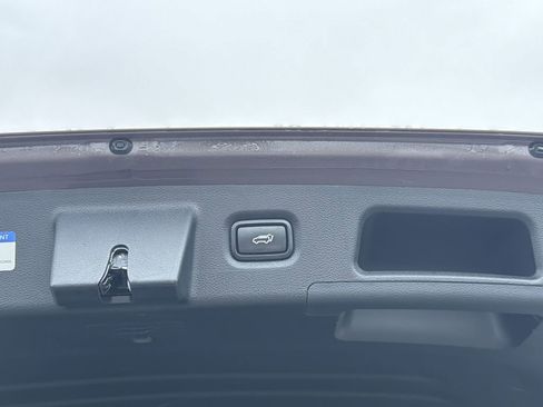 Used 2019 Hyundai Santa Fe Limited FWD image 15