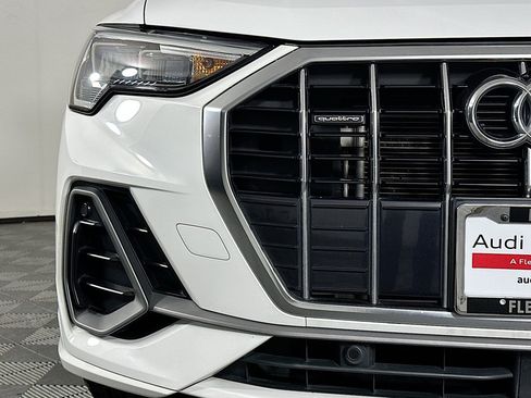 Used 2022 Audi Q3 2.0T Premium image 16