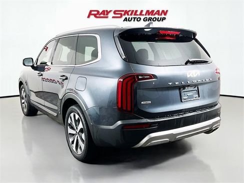 Used 2022 Kia Telluride EX w/ EX Premium Package image 5