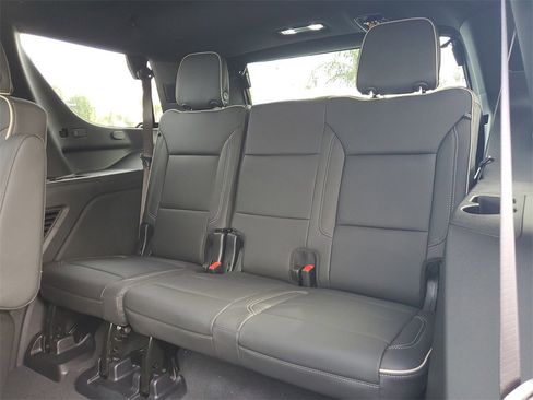 New 2026 GMC Yukon Elevation w/ Elevation Premium Package image 9