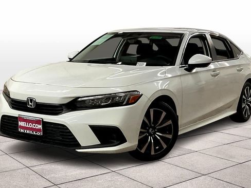 Used 2024 Honda Civic EX image 1