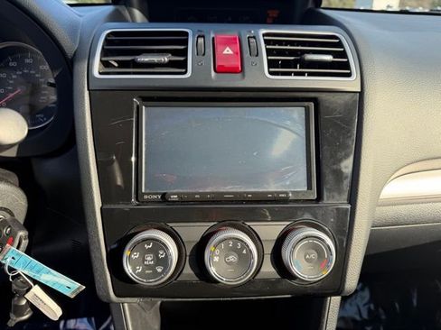 Used 2015 Subaru Impreza 2.0i image 12
