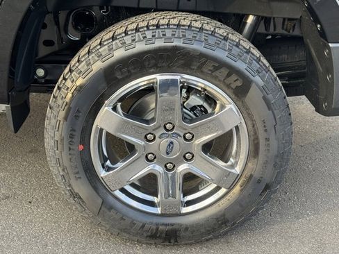 New 2025 Ford Ranger XLT w/ Chrome Accent Package image 42