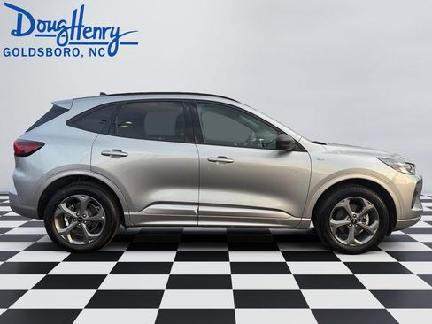 Used 2024 Ford Escape ST-Line FWD image 6