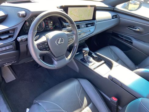 Used 2023 Lexus ES 350 Ultra Luxury w/ Accessory Package (Z2) image 24