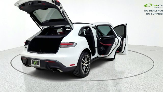 Used 2024 Porsche Macan w/ Premium Plus Package AWD/4WD image 19