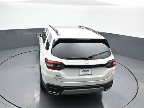 Certified 2023 Honda Pilot Elite image 42