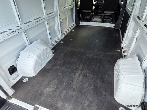 Used 2025 RAM ProMaster 2500 w/ Convenience Group FWD image 16