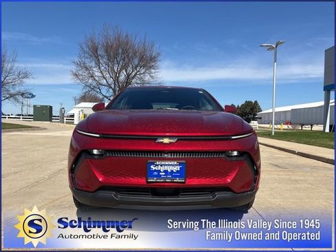 New 2026 Chevrolet Equinox EV LT w/ Comfort Package AWD/4WD image 3