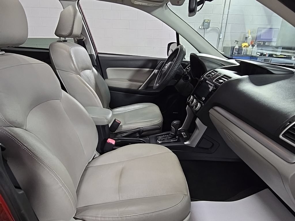 Used 2016 Subaru Forester 2.5i Touring w/ Eyesight & Navigation System AWD/4WD image 34