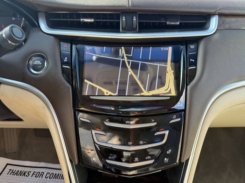 Used 2013 Cadillac XTS Luxury AWD/4WD image 20