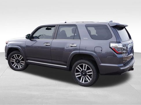 Used 2018 Toyota 4Runner Limited image 8