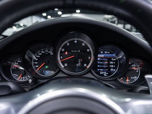 Used 2016 Porsche 911 4 Cabriolet image 94