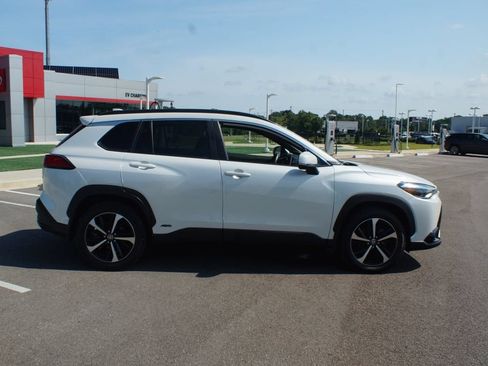 Used 2024 Toyota Corolla Cross AWD Hybrid w/ Convenience Package image 22