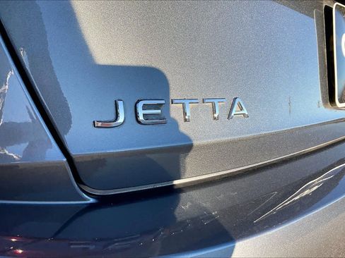 Used 2023 Volkswagen Jetta Sport image 28