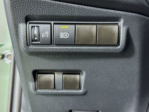 Used 2024 Toyota Corolla Cross LE w/ Moonroof Package AWD/4WD image 17