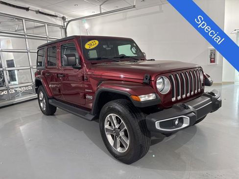 Used 2022 Jeep Wrangler Unlimited Sahara w/ Cold Weather Group AWD/4WD image 1
