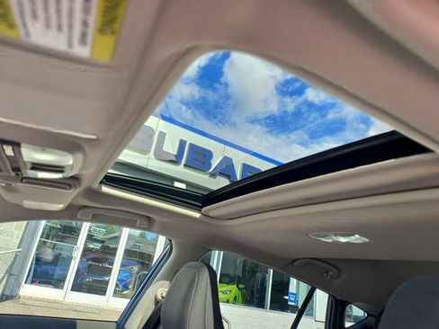 Certified 2025 Subaru Crosstrek 2.5i Premium AWD/4WD image 8
