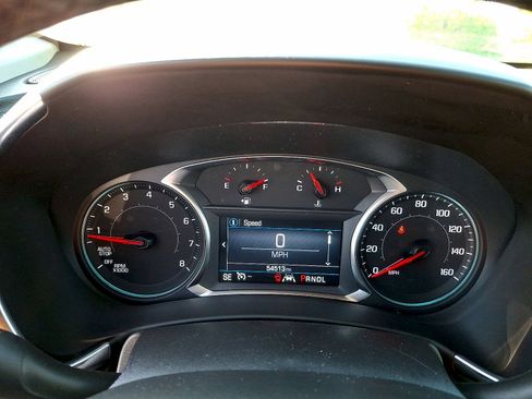 Used 2024 Chevrolet Equinox LT AWD/4WD image 13