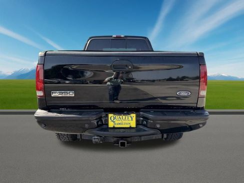 Used 2005 Ford F350 Lariat AWD/4WD image 4