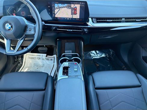 Used 2025 BMW X2 xDrive28i image 17