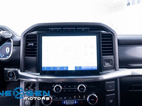 Used 2022 Ford F150 Lariat w/ Equipment Group 501A Mid image 12