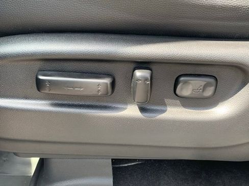 Used 2025 Honda Ridgeline TrailSport image 5