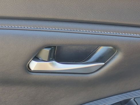 Used 2025 Nissan Sentra SV w/ All-Weather Package FWD image 12