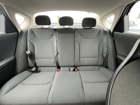 Used 2025 Kia K4 FWD image 43
