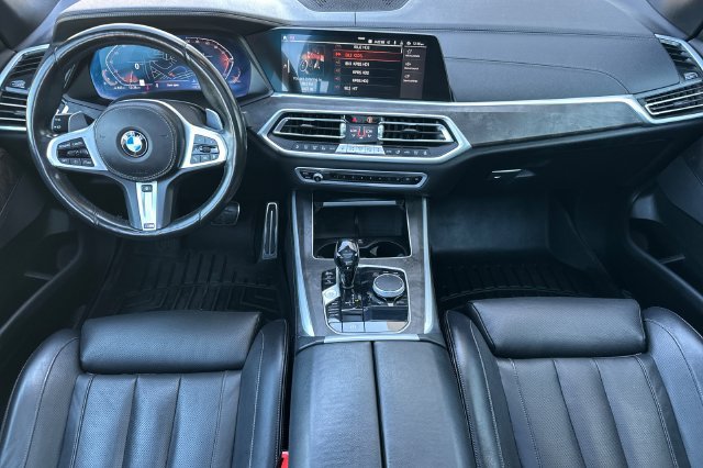 Used 2022 BMW X5 xDrive40i w/ M Sport Package AWD/4WD image 12