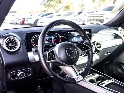 Used 2025 Mercedes-Benz GLB 250 GLB 250 image 15