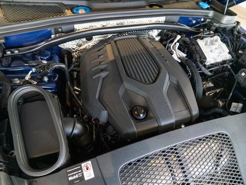 New 2026 Porsche Macan AWD/4WD image 41