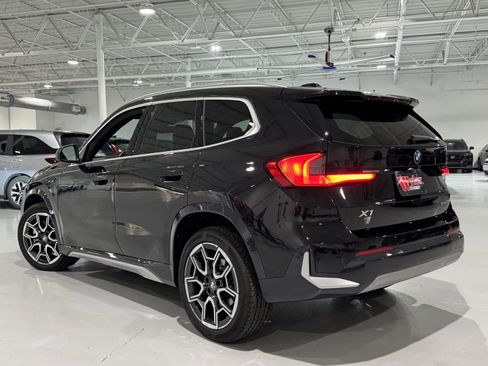 Used 2025 BMW X1 xDrive28i w/ Technology Package image 17