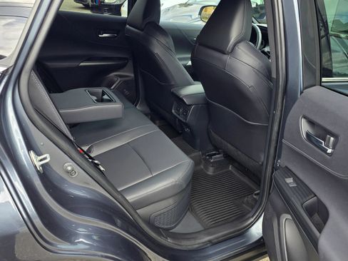 Used 2024 Toyota Venza XLE AWD/4WD image 13