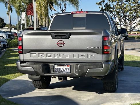 Certified 2023 Nissan Frontier PRO-4X w/ Technology Package image 5