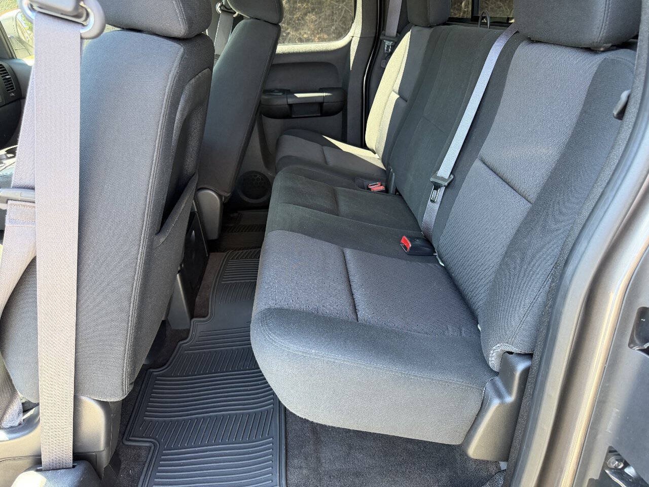 Used 2013 Chevrolet Silverado 1500 LT w/ All-Star Edition AWD/4WD image 9