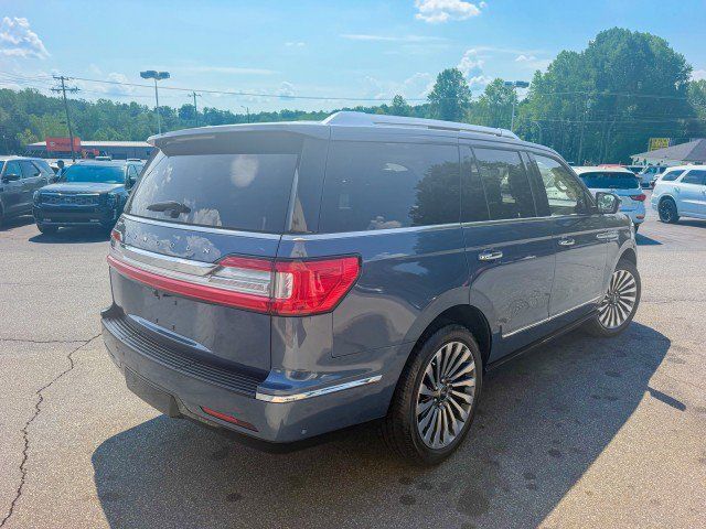 Used 2019 Lincoln Navigator Reserve AWD/4WD image 4