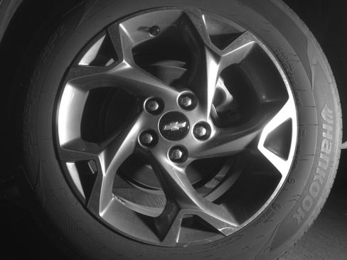Used 2025 Chevrolet Trax LT FWD image 14