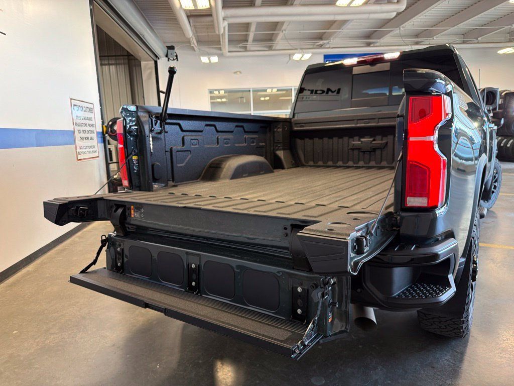 Used 2026 Chevrolet Silverado 3500 LT w/ Trail Boss Package AWD/4WD image 28