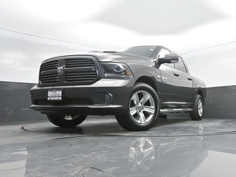 Used 2015 RAM 1500 Sport w/ Convenience Group image 44