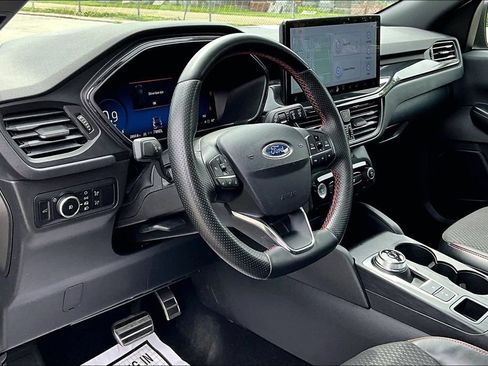 Certified 2023 Ford Escape ST-Line Select w/ Tech Pack #2 AWD/4WD image 13