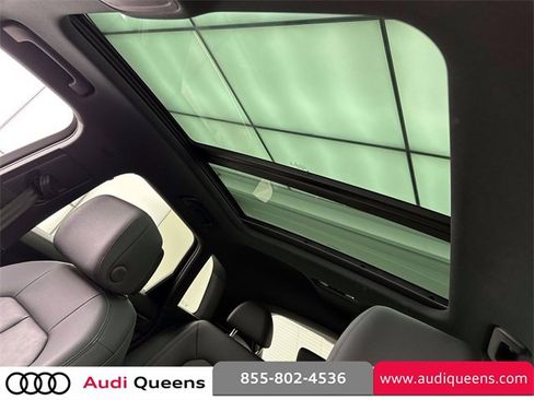 Certified 2022 Audi Q3 2.0T Premium image 12