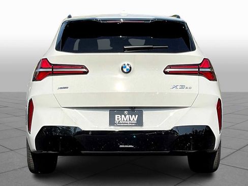 Used 2025 BMW X3 xDrive30i w/ M Sport Package image 4