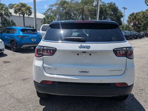 Used 2024 Jeep Compass Limited AWD/4WD image 5