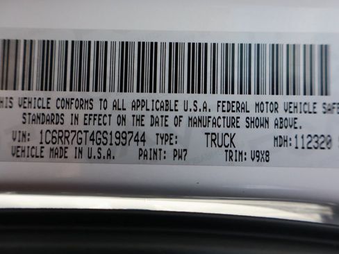 Used 2016 RAM 1500 Classic SLT image 44