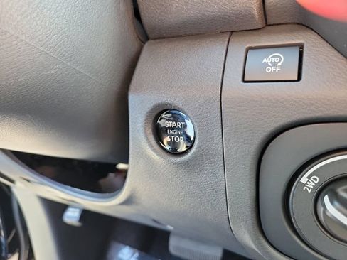 New 2026 Nissan Frontier SV w/ SV Convenience Package AWD/4WD image 23
