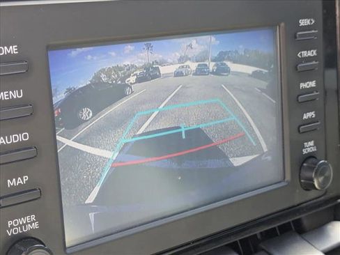 Used 2019 Toyota RAV4 XLE Premium image 11