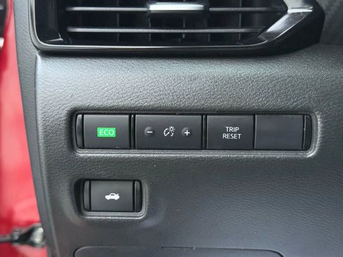 Used 2023 Nissan Sentra SV w/ All-Weather Package image 21