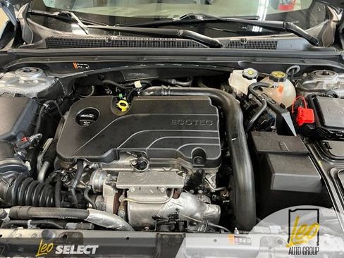 Used 2024 Chevrolet Malibu LT FWD image 29